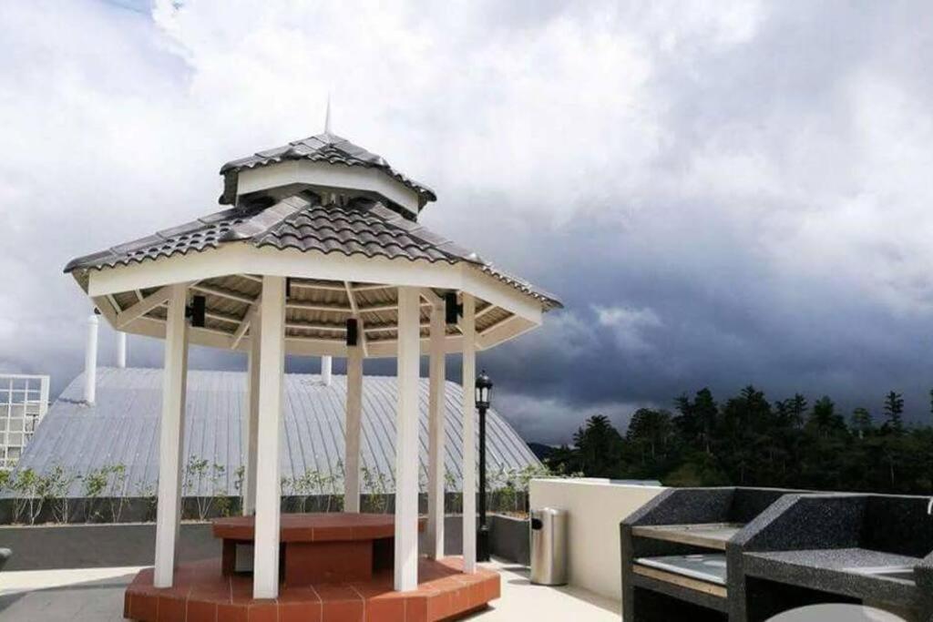 W6Warmstay@Goldenhills/3Rpenthouse/Wifi/Pasarmalamview/2Carpark บรินชัง ภายนอก รูปภาพ